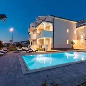 Maris 4* Punat