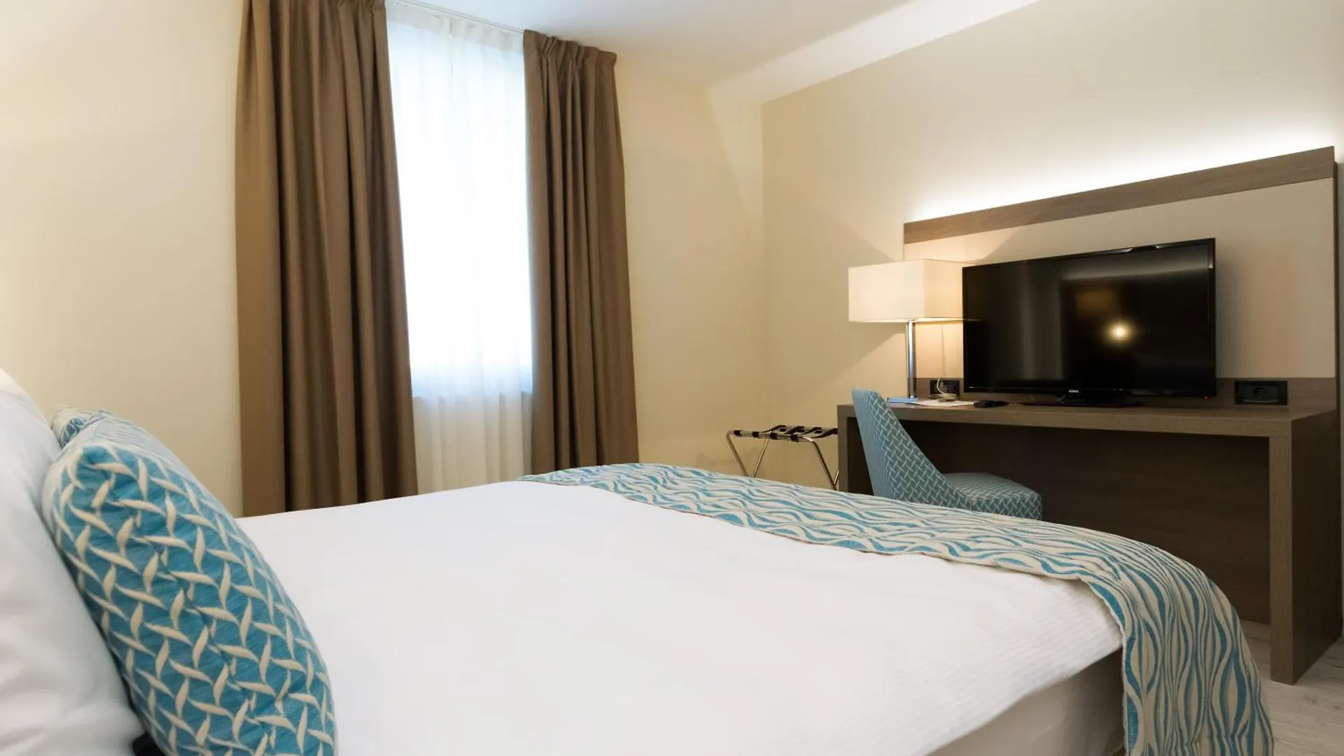 Hotel Petrcane 4*,