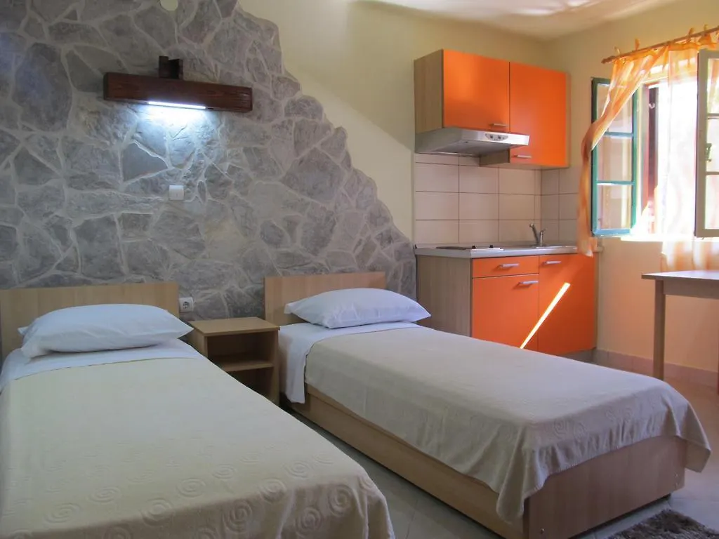 Hotel Petrčane