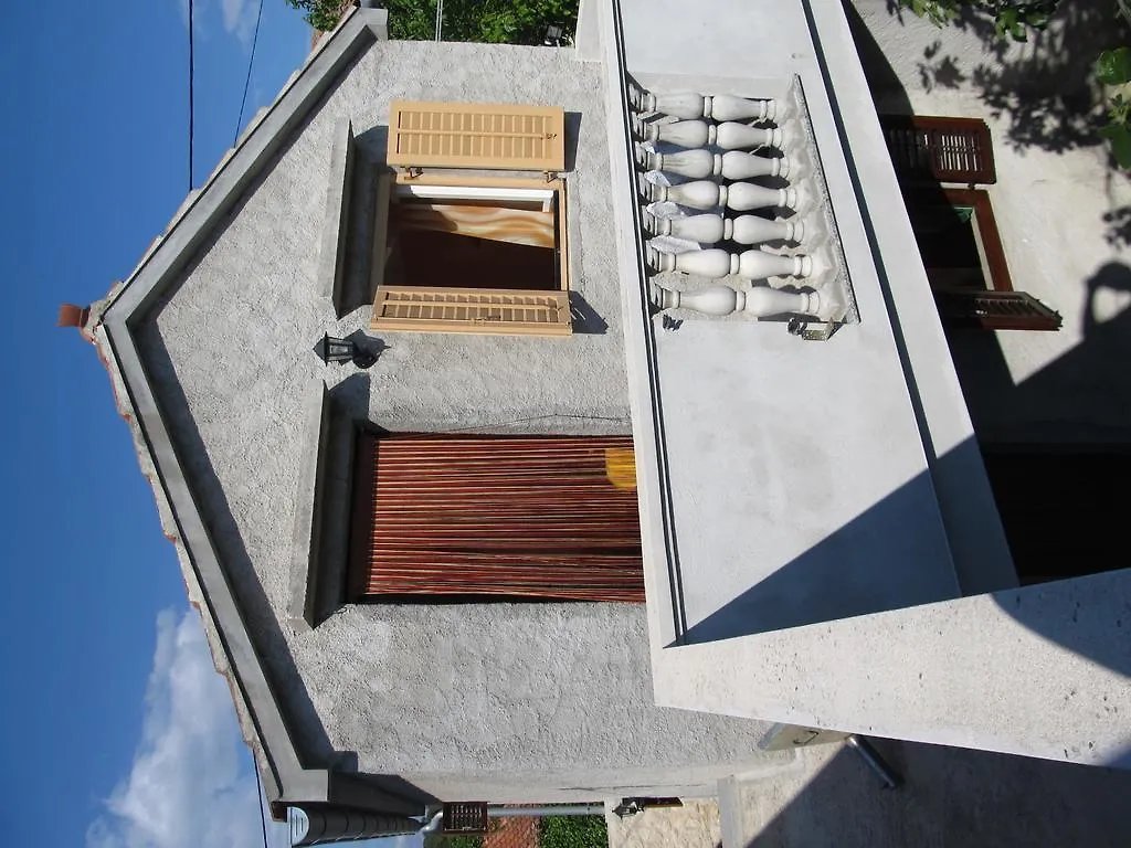 Hotel Petrcane